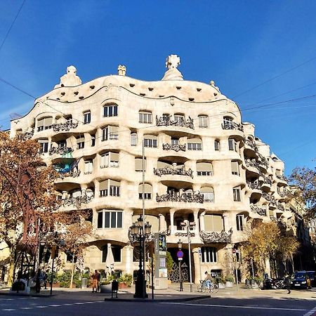 Rooms In Spacious Apartment In City Center Βαρκελώνη Εξωτερικό φωτογραφία