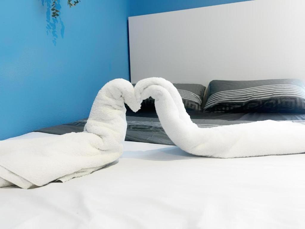 Rooms In Spacious Apartment In City Center Βαρκελώνη Εξωτερικό φωτογραφία